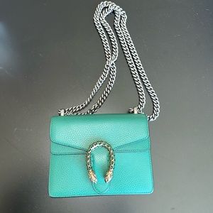 Almost new Gucci handbag